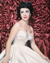 ELIZABETH TAYLOR CLASSIC 50'S GLAMOUR PRINTS AND POSTERS 230681