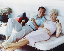 ROCK HUDSON & DORIS DAY ON BED SMILING PRINTS AND POSTERS 230545