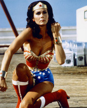 WONDER WOMAN LYNDA CARTER CROUCHING ACTION PRINTS AND POSTERS 226132