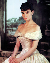 AUDREY HEPBURN RARE GLAMOUR POSE PRINTS AND POSTERS 224447