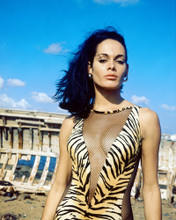 MARTINE BESWICK BUSTY BOND GIRL PRINTS AND POSTERS 222031