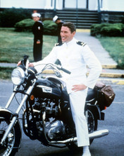 RICHARD GERE AN OFFICER AND A GENTLEMAN ON BIKE PRINTS AND POSTERS 221096