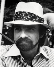 MARTIN SCORSESE IN PANAMA HAT PRINTS AND POSTERS 197118