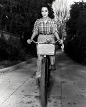 ELIZABETH TAYLOR RIDING BICYCLE PRINTS AND POSTERS 196977