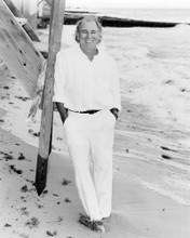 JIMMY BUFFETT POSING ON BEACH PRINTS AND POSTERS 196660