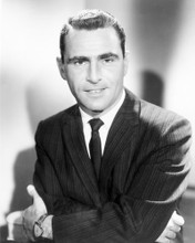 ROD SERLING THE TWILIGHT ZONE STUDIO PROMO PORTRAIT IN SUIT PRINTS AND POSTERS 196540