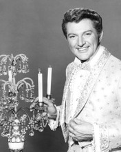 LIBERACE PRINTS AND POSTERS 195012