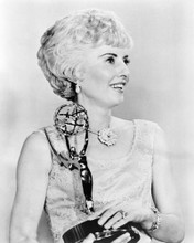 BARBARA STANWYCK HOLDING AWARD FOR BIG VALLEY TV WESTERN PRINTS AND POSTERS 194195