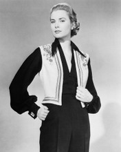 GRACE KELLY ELEGANT POSE IN SWEATER PRINTS AND POSTERS 193674