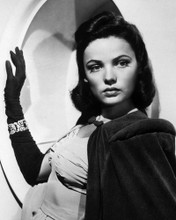 GENE TIERNEY GLOVED HAND STRIKING SHOT PRINTS AND POSTERS 193441