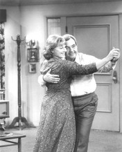 HAPPY DAYS TOM BOSLEY MARION ROSS DANCING PRINTS AND POSTERS 192817