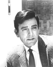 MANNIX MIKE CONNORS ICONIC IN SUIT PRINTS AND POSTERS 192748
