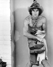DENNIS QUAID BARECHESTED HUNKY IN STETSON PRINTS AND POSTERS 192355