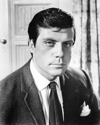 Oliver reed actor 1967 hi-res stock photography and images - Alamy