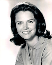 LEE REMICK SMILING STUDIO PORTRAIT PRINTS AND POSTERS 190727