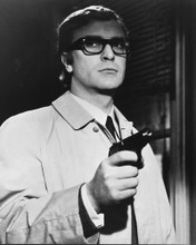 MICHAEL CAINE CLASSIC IPCRESS FILE POSE PRINTS AND POSTERS 188986