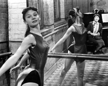 AUDREY HEPBURN RARE BALLET DANCING EARLY 1950'S PRINTS AND POSTERS 188524