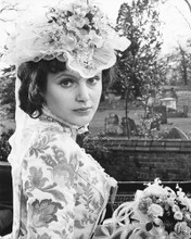 MADELINE SMITH PRINTS AND POSTERS 180240