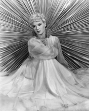 BETTY HUTTON GLAMOUR POSE PRINTS AND POSTERS 179307