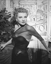 ANNE BAXTER GLAMOROUS POSE PRINTS AND POSTERS 178851