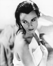 CLAIRE BLOOM LOVELY POSE WET HAIR & TOWEL PRINTS AND POSTERS 175336