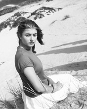 ANOUK AIMEE PRINTS AND POSTERS 175316