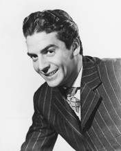 VICTOR MATURE PRINTS AND POSTERS 175115
