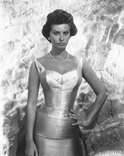 SOPHIA LOREN GLAMOROUS GOWN PRINTS AND POSTERS 175105
