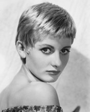 JILL IRELAND WITH SHORT HAIR PRINTS AND POSTERS 175071
