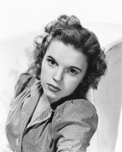 JUDY GARLAND TENAGE POSE PRINTS AND POSTERS 174844