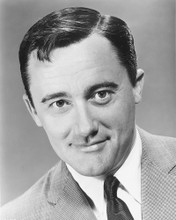 ROBERT VAUGHN MAN FROM UNCLE PRINTS AND POSTERS 174558