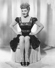 JEAN ARTHUR LEGGY WESTERN POSE PRINTS AND POSTERS 173584