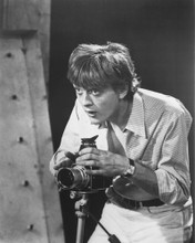 DAVID HEMMINGS WITH CAMERA FROM BLOW UP PRINTS AND POSTERS 173339