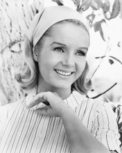 DEBBIE REYNOLDS SMILING POSE PRINTS AND POSTERS 171816