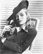 VERONICA LAKE IN HAT PRINTS AND POSTERS 171666