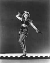JUDY GARLAND RARE FULL LENGTH POSE PRINTS AND POSTERS 171240