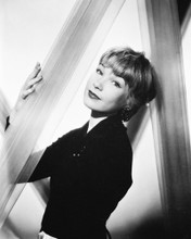 SHIRLEY MACLAINE PRINTS AND POSTERS 170888