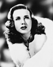DEANNA DURBIN HOLLYWOOD GLAMOUR POSE PRINTS AND POSTERS 170417