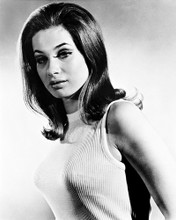 VALERIE LEON HAMMER HORROR GIRL PIN UP PRINTS AND POSTERS 169731