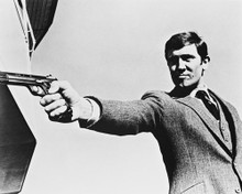 GEORGE LAZENBY POINTING GUN JAMES BOND PRINTS AND POSTERS 169603