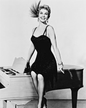 DORIS DAY SAT ON PIANO PRINTS AND POSTERS 167966