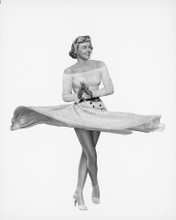 DORIS DAY DRESS TWIRLING PRINTS AND POSTERS 165193