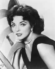JOAN COLLINS 1950'S GLAMOUR POSE PRINTS AND POSTERS 164592