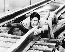 CHRISTOPHER REEVE SUPERMAN ON TRAIN TRACKS PRINTS AND POSTERS 163052