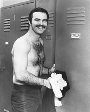 FUZZ BURT REYNOLDS BARECHESTED HUNKY PRINTS AND POSTERS 160454