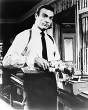 SEAN CONNERY POURING DRINK AS JAMES BOND PRINTS AND POSTERS 12393