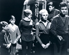 LOST IN SPACE CAST WITH CHARIOT PRINTS AND POSTERS 190048