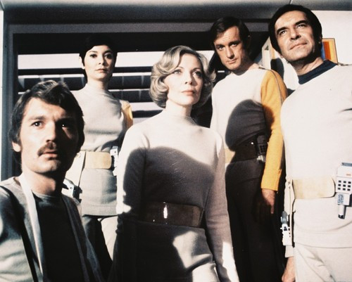 space 1999 cast