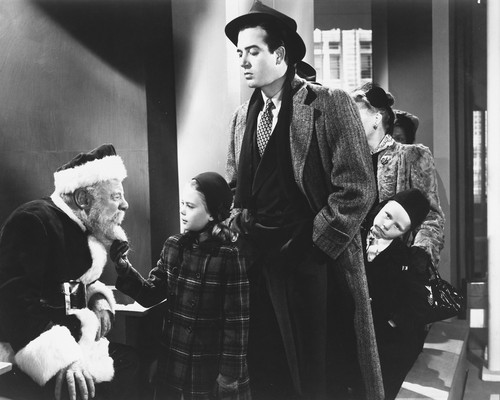 Miracle On 34th Street Posters And Photos 171179 Movie Store