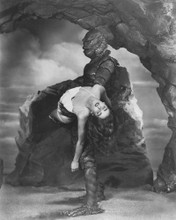 THE CREATURE FROM THE BLACK LAGOON PRINTS AND POSTERS 19769